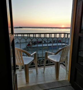 Joe's Place - Praia da Barra
